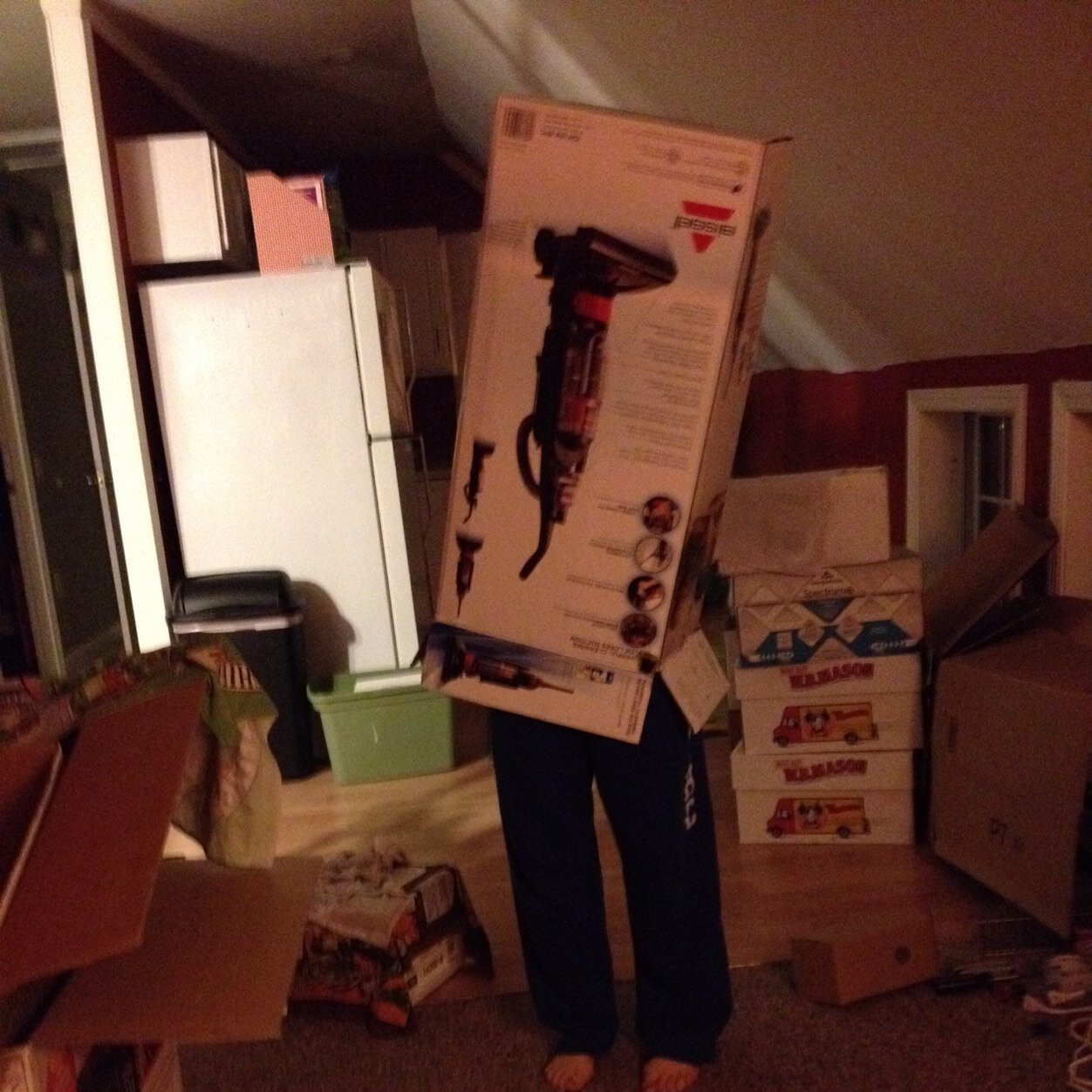 notpatronizing's profile picture. some people don't know that i...have a twitter account.