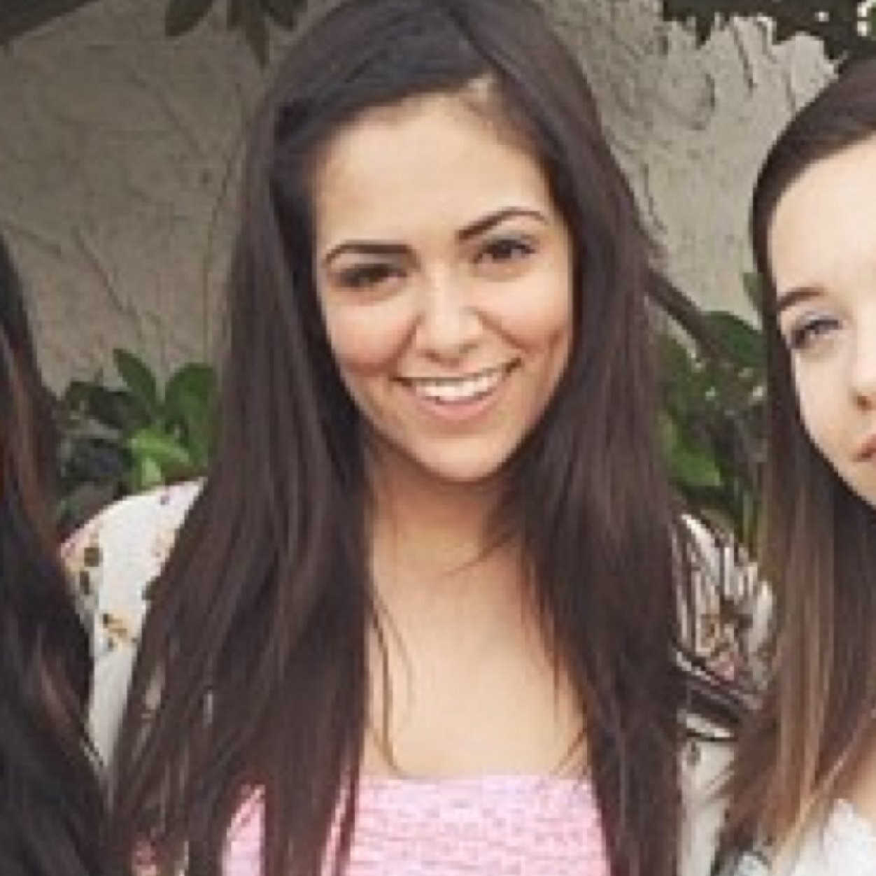 Megan 16|Bethany Mota is life| Follow and i will follow back| Motavator http://t.co/TjTUJNEdE0