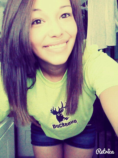 Victoriiaalynn_'s profile picture. Victoriaa Palma Is The Name 
Follow Me On Instagram Victoriiaa_Xo