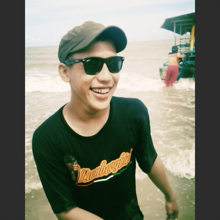 Mugi - mugi ableh cepet sukses ya robb :)