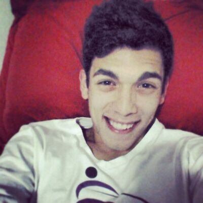 sou legal , e gosto de rock e isso é tudo que deve saber  para gosta de min ;)))