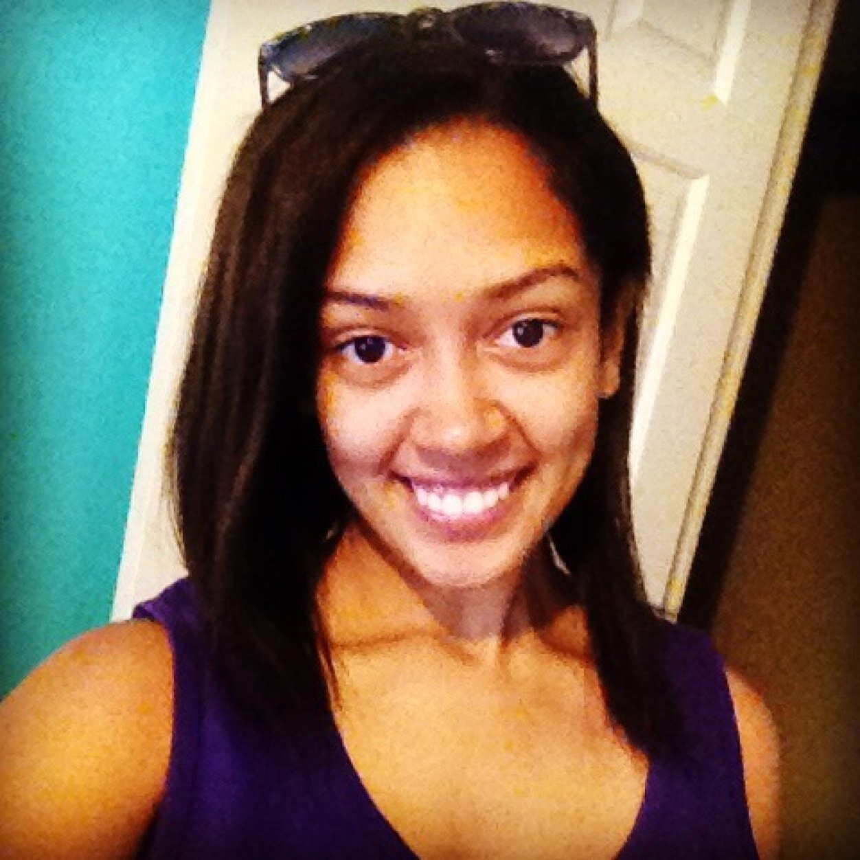 Jelizabeth360's profile picture. Pisces, March 20, 18 years young, Class of 2015, Peace, Love, Weed, Enjoying life while it last with the people i love here to enjoy it with me❤