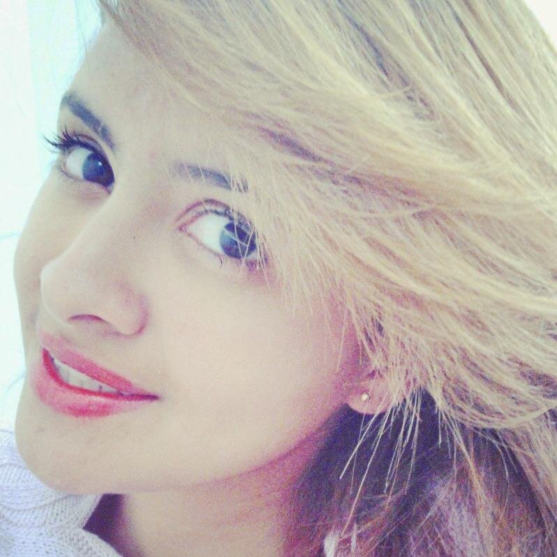 Pensar é bom, no entanto, são as atitudes que irão levar-te á realização de seus sonhos...Viva mais, sorria mais e ame mais. ;}