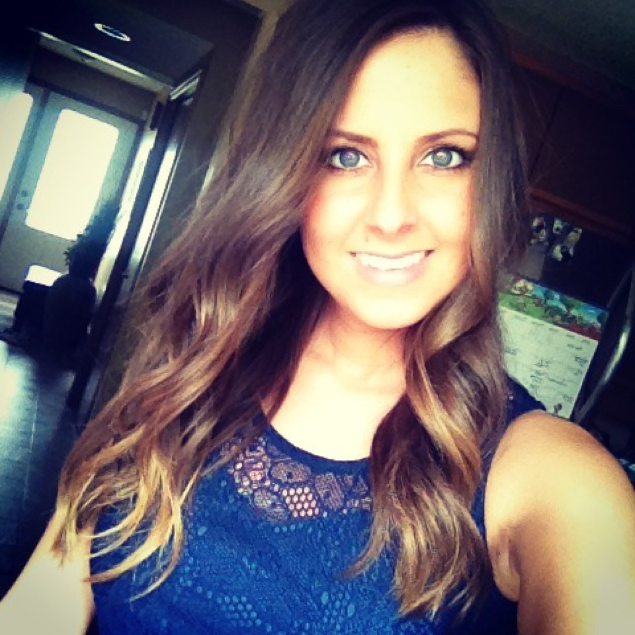 Instagram @christel_xo