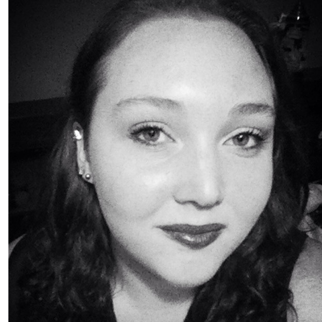 katiea_calvert's profile picture. Just waiting for the next concert