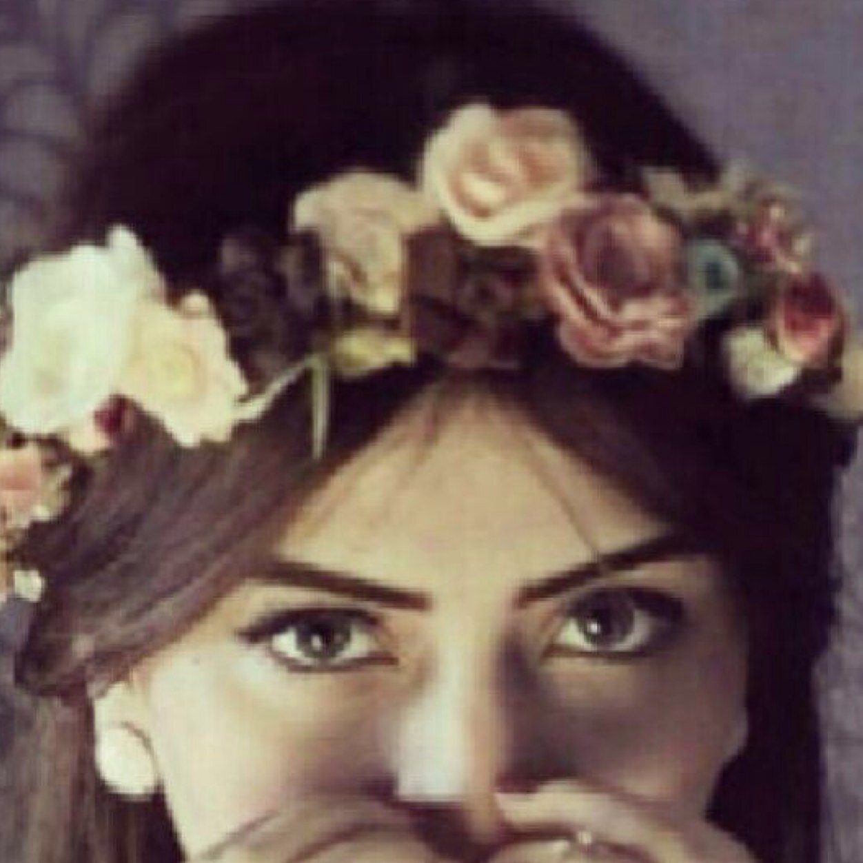 والأماني لو هِي بعيدهہ م على ربيّ مُحال ♡'
