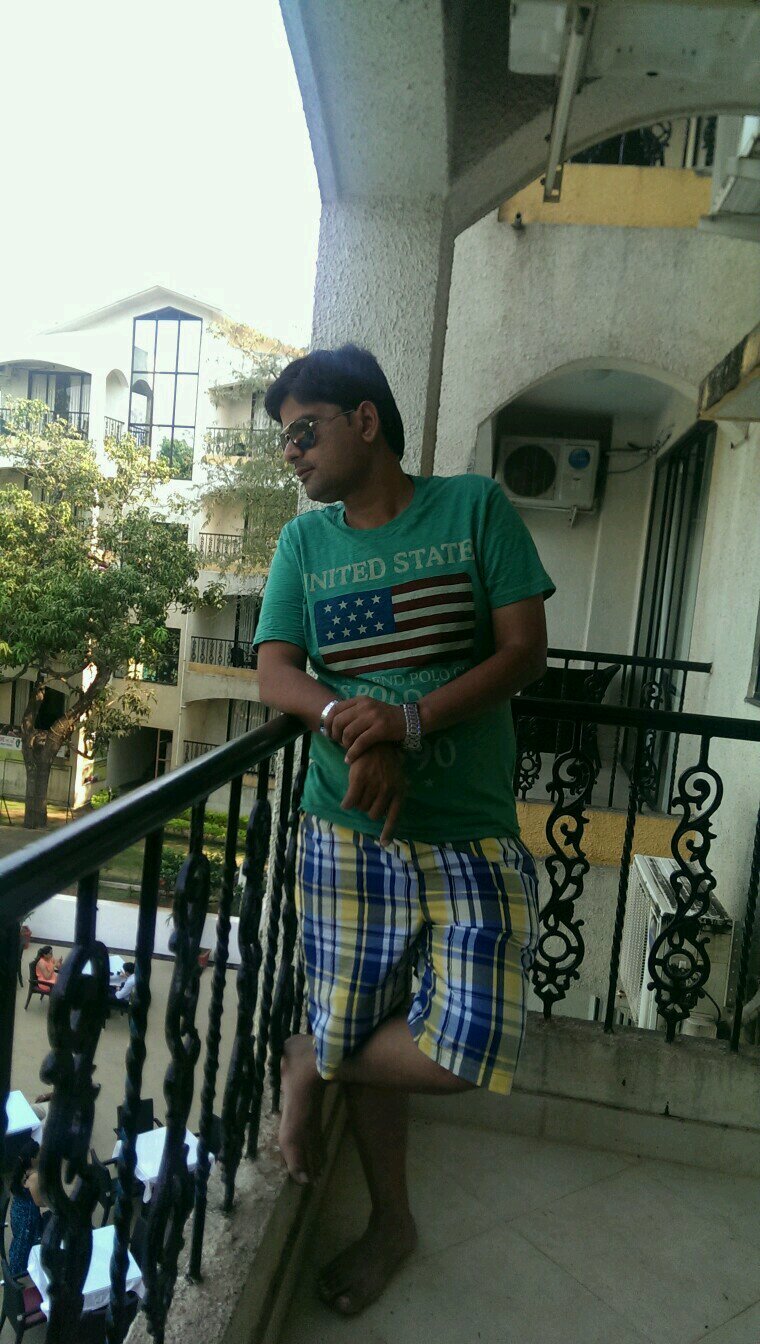 RajAhuja20's profile picture. 