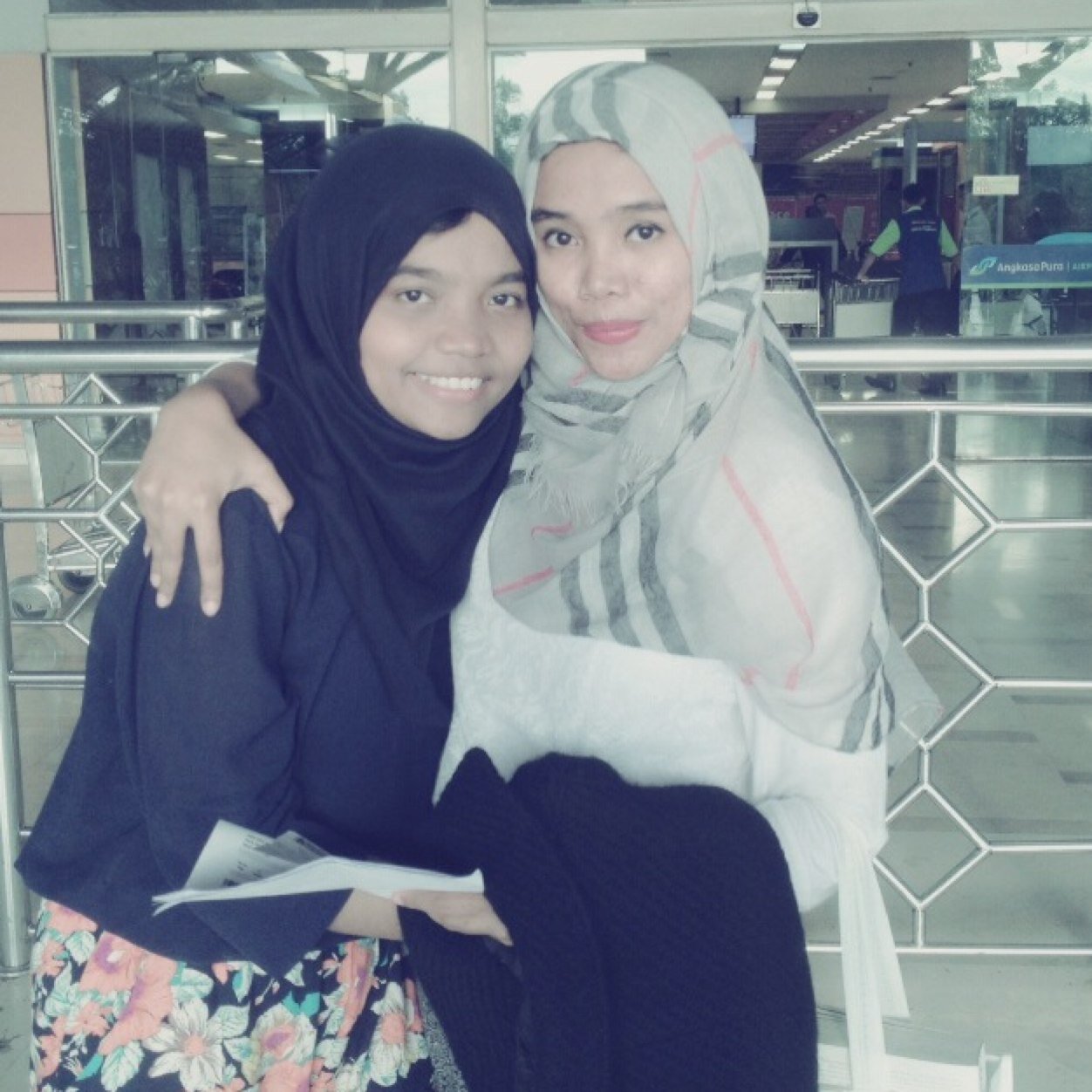 kikyfatmawati's profile picture. Till your hopes and your wishes come true, you must try to be brave o:)