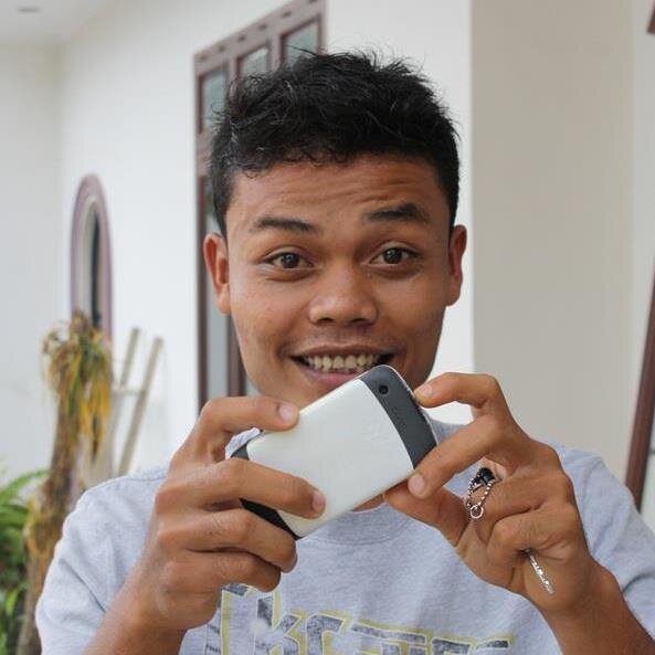 iqdinal's profile picture. Saharusnya dunia ini punya kita berdua.