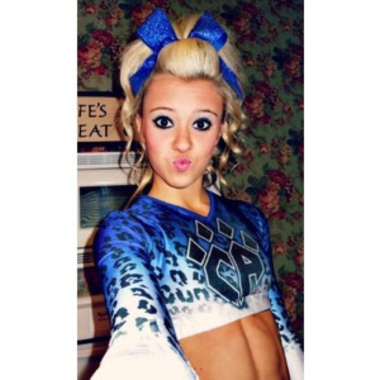 cheerrbasics's profile picture. cheer till your heart falls out