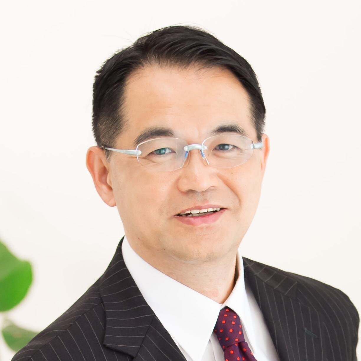 節税でお金を残します。大手不動産会社の税務担当の経験から不動産を使った節税対策を得意とし、メルマガ週刊【節税の極意】を発行。公認会計士として8年間で1万社の中小企業の決算書をレビューした銀行監査の経験から資金繰りをアドバイスします。