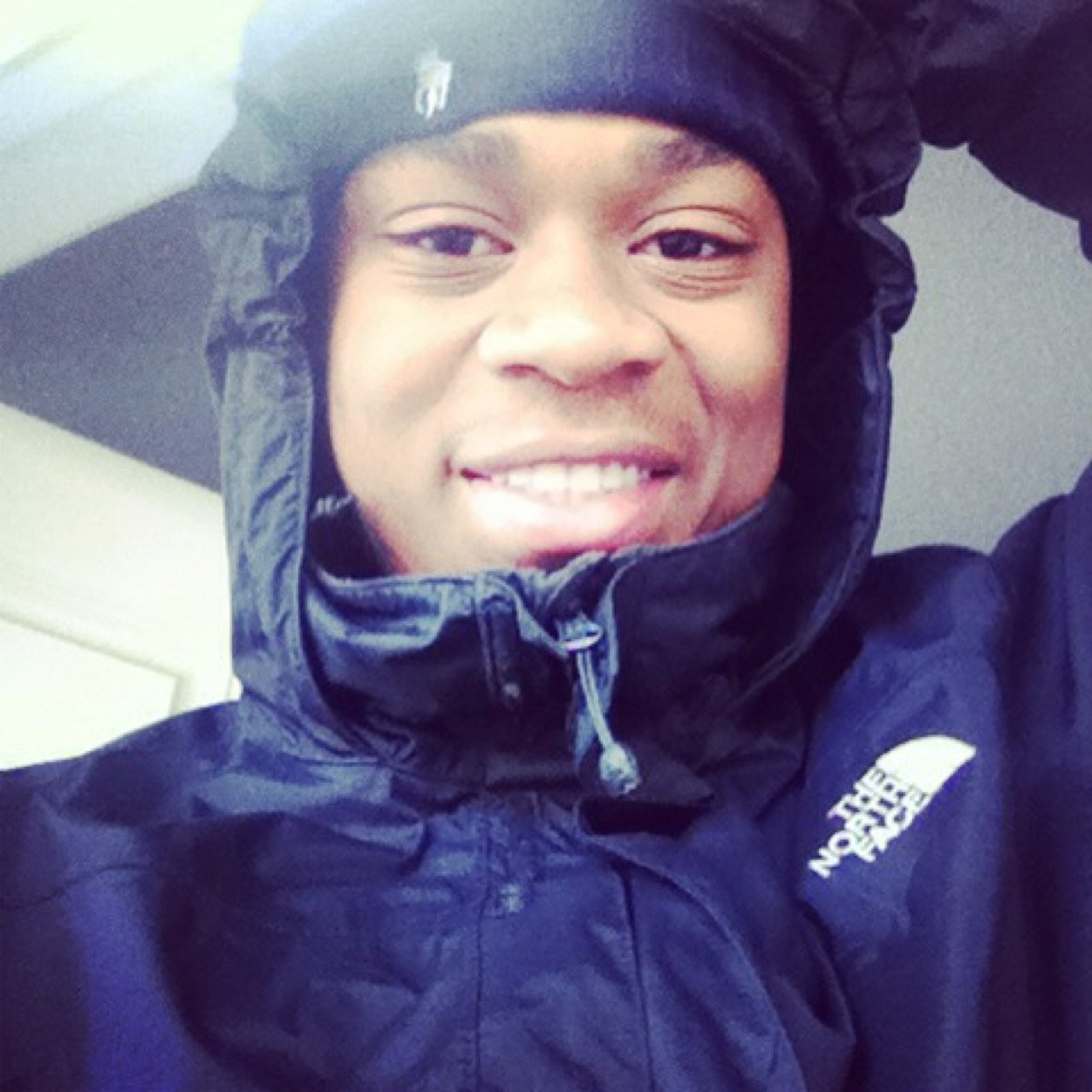 Ima live today but Tmmr aint promise ; Loving My BestFriend @Breadwinnaa