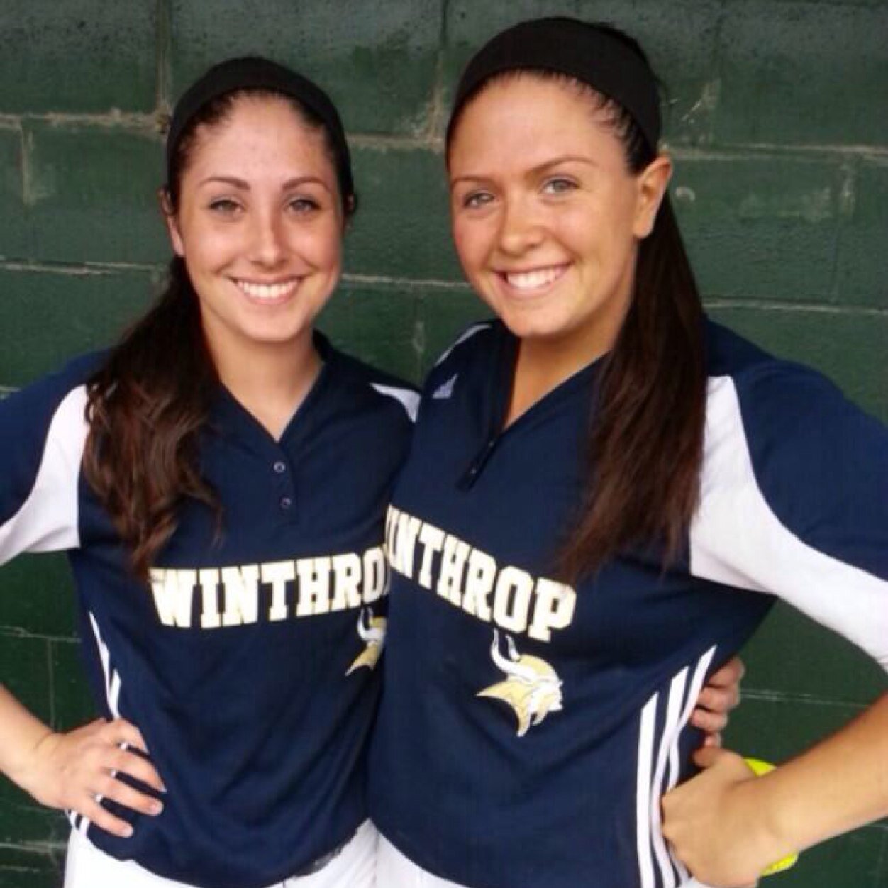 Tweeting exactlly what every softball player wants to see. FOLLOW my girl @Sftballlifee #MASSHOLE ❤⚾ original softball shit