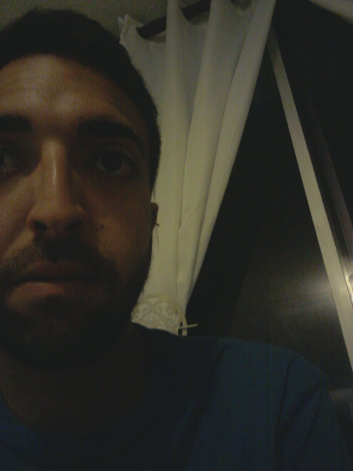 _ToT3_'s profile picture. Tu no eres fuerte, cargate eta' 4 funda e' cemento #AndThatsIt
No te gusta, no te lo comas