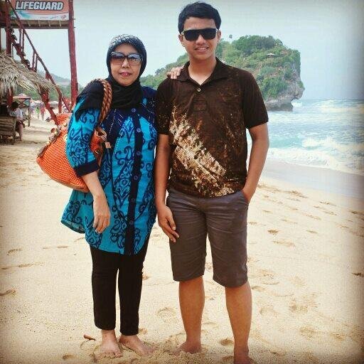 Devit_indra07's profile picture. Devit I.R || Bogor Agricultural University || GGMU || YVC-CN