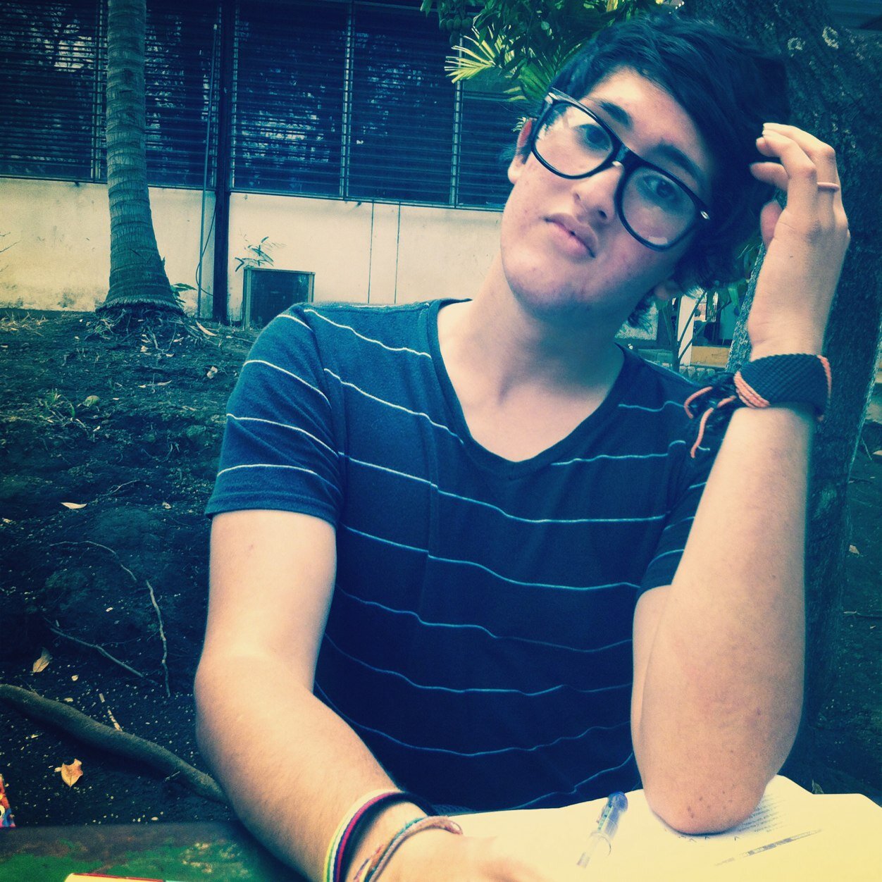 SOY UN CHICO DIVERTIDO CONÓZCANME Y VERÁN MUY SOCIABLE!