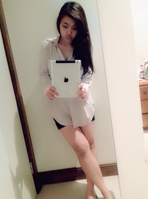 LessCantika's profile picture. 