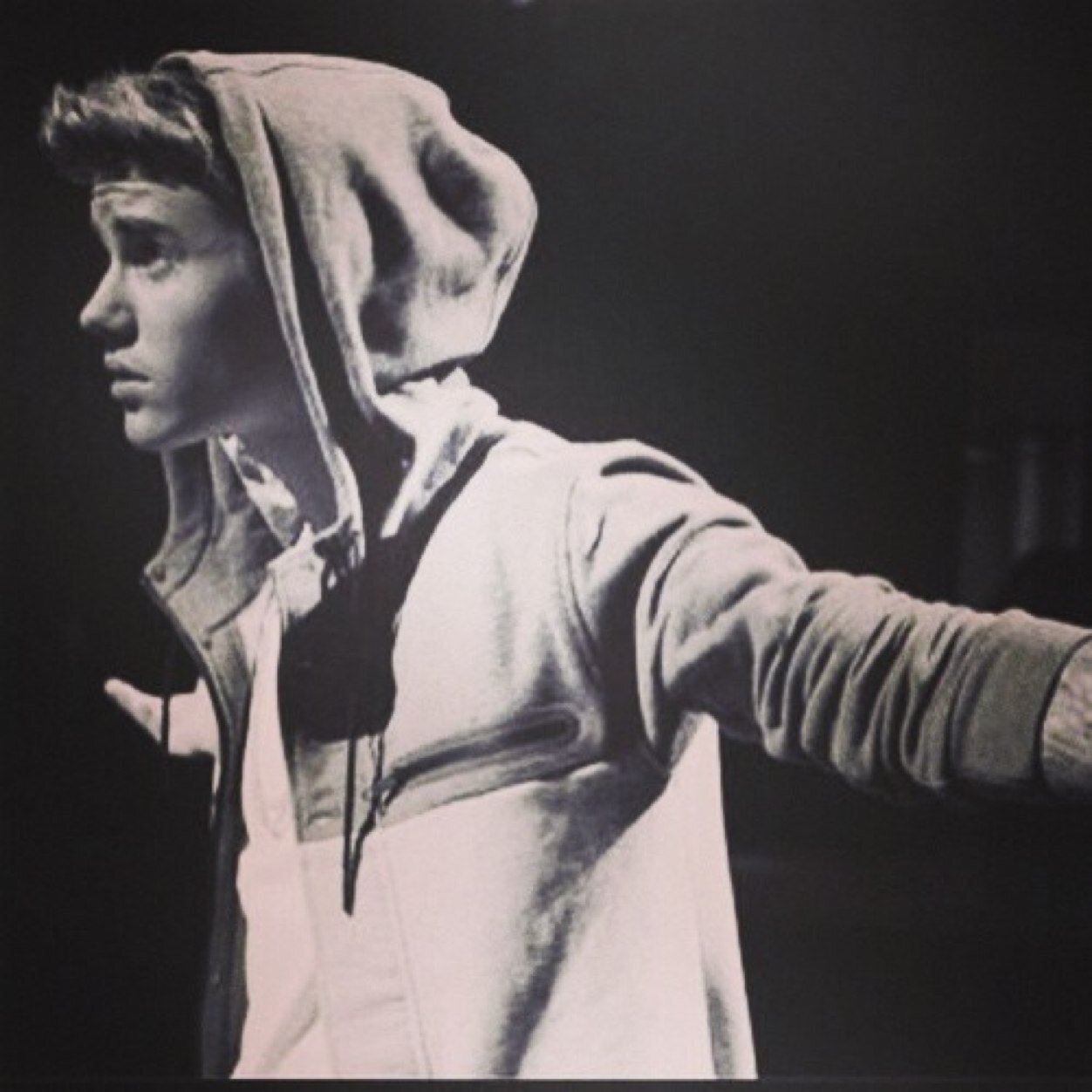 reather than gravity take you down, sometimes you have to take matters into your own hands and FLY -Justin Bieber-
#BUDDYPROJECT