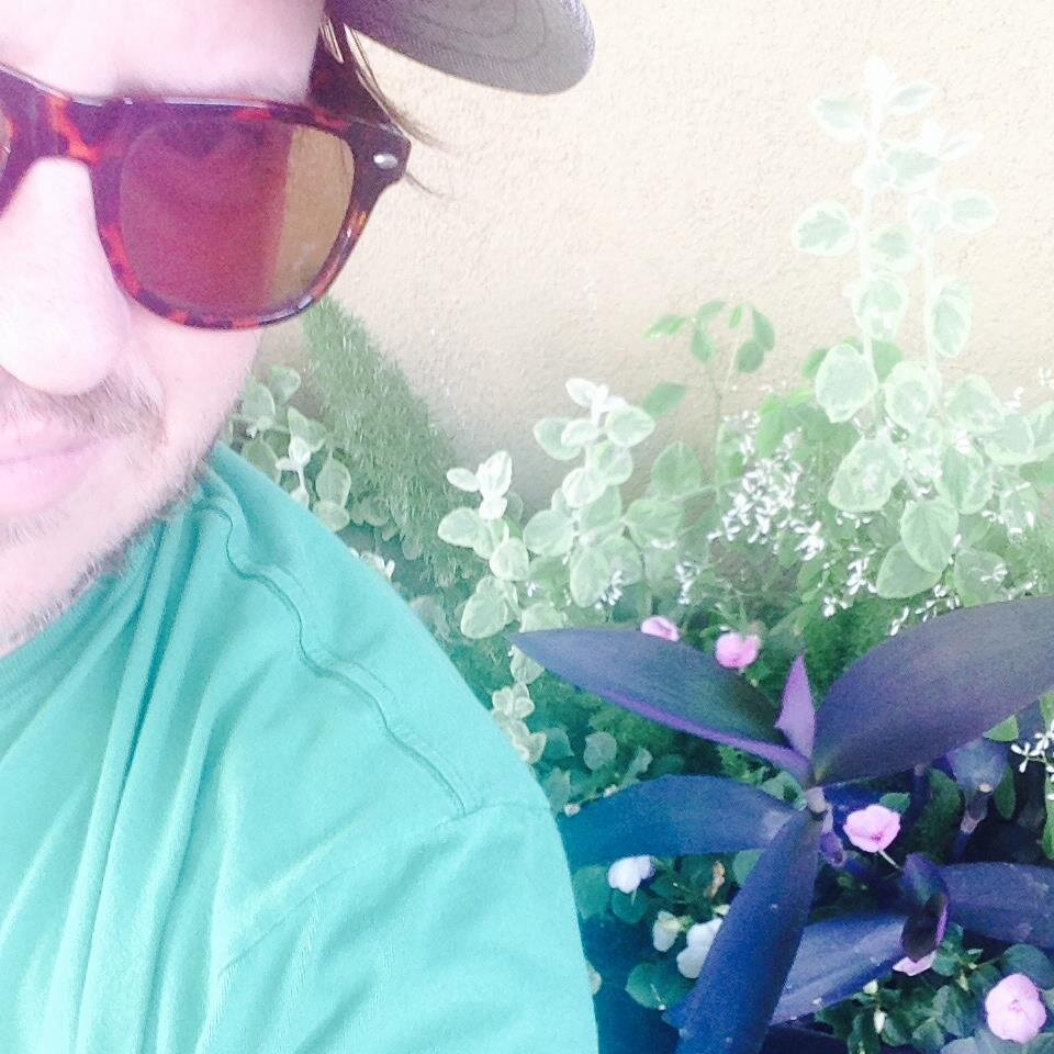 original. gardener. Highlighting the best in SoCal's urban landscape.  Grab a shovel! (and some water)!