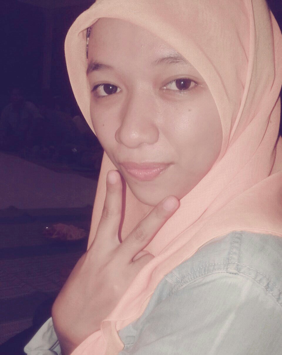pray and love simple muslimah. PIN BB ask me?