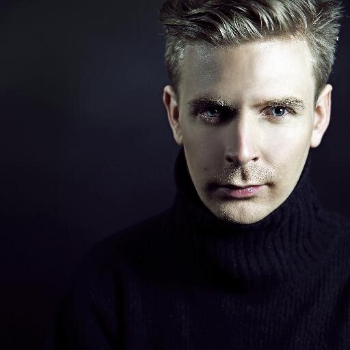 Passionate DJ & Producer -  Shingaling nominated for Beatport Music Awards '09 (#1 for 4 weeks) // Most selled Electro House Track in '08