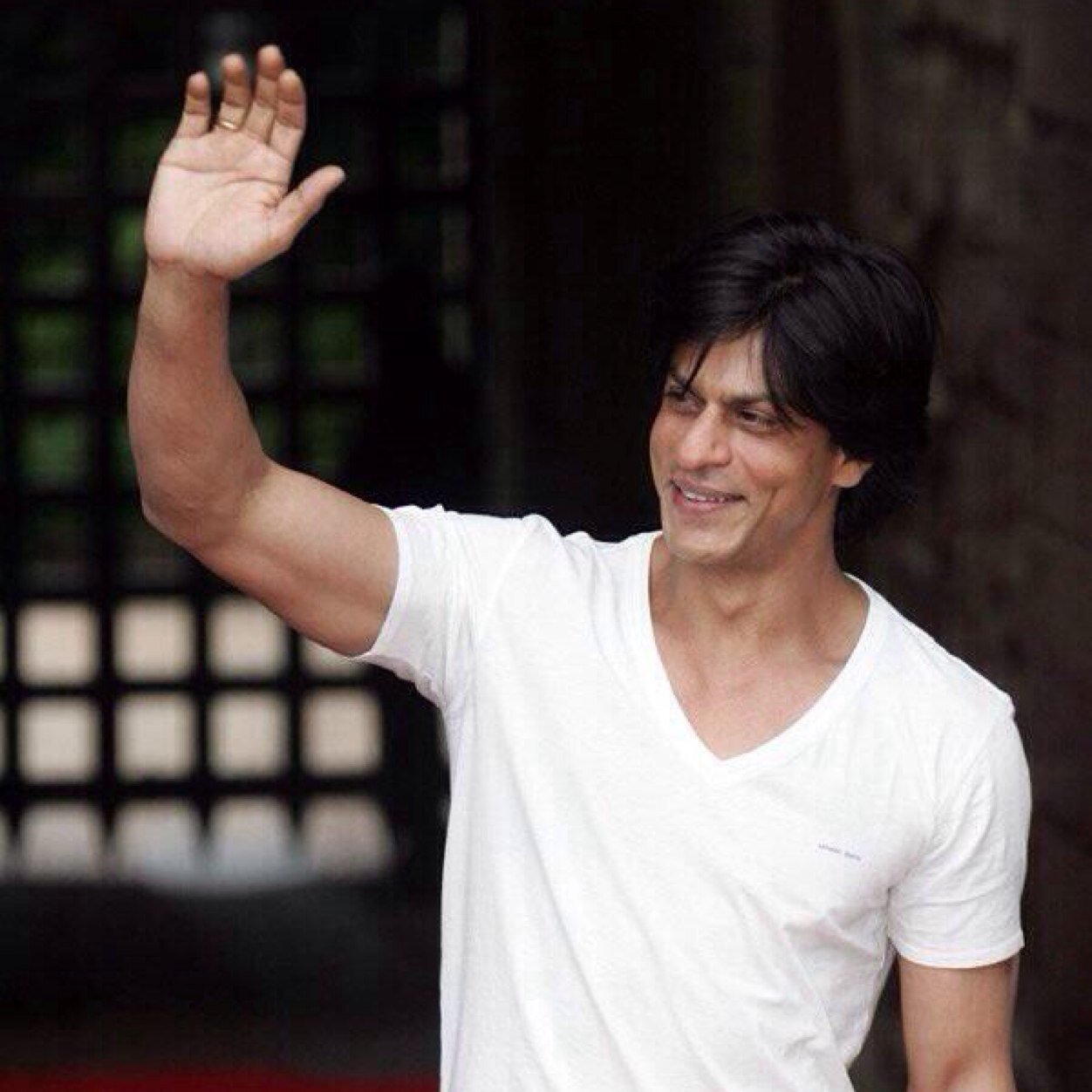 Sharukhloveyou's profile picture. Every single idea worth million