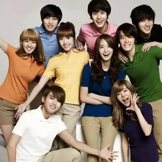 I'm Kpopers,, 
I'm multifandom
Just it.


Jesus Bless U ^_^