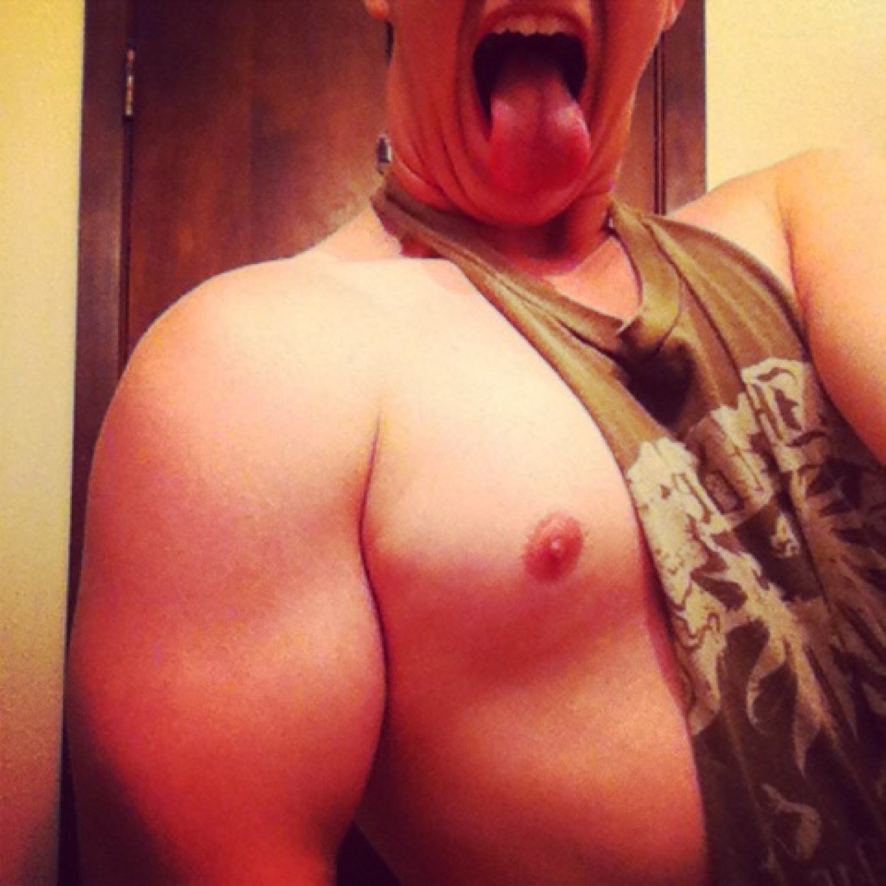 Bodybuilder
Focused
5 weeks out
Fitness trainer