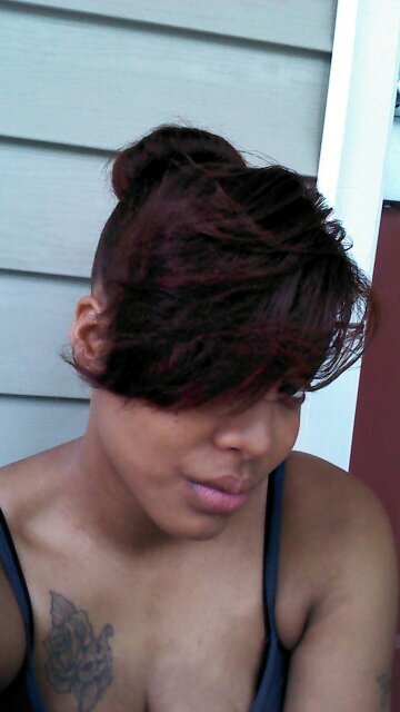 BellaKarma_21's profile picture. 