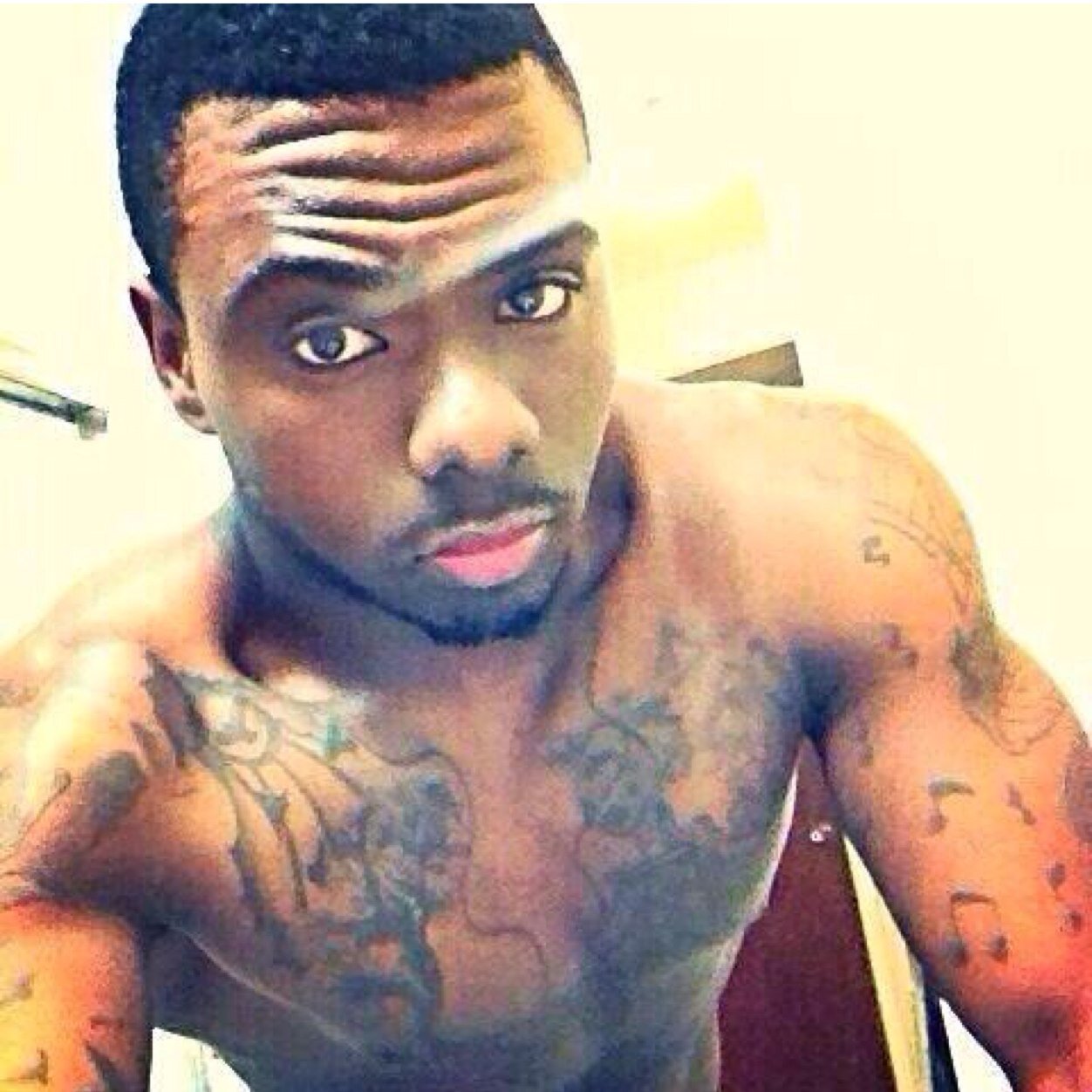 22, Athlete, Mechanic, NYC ♠️