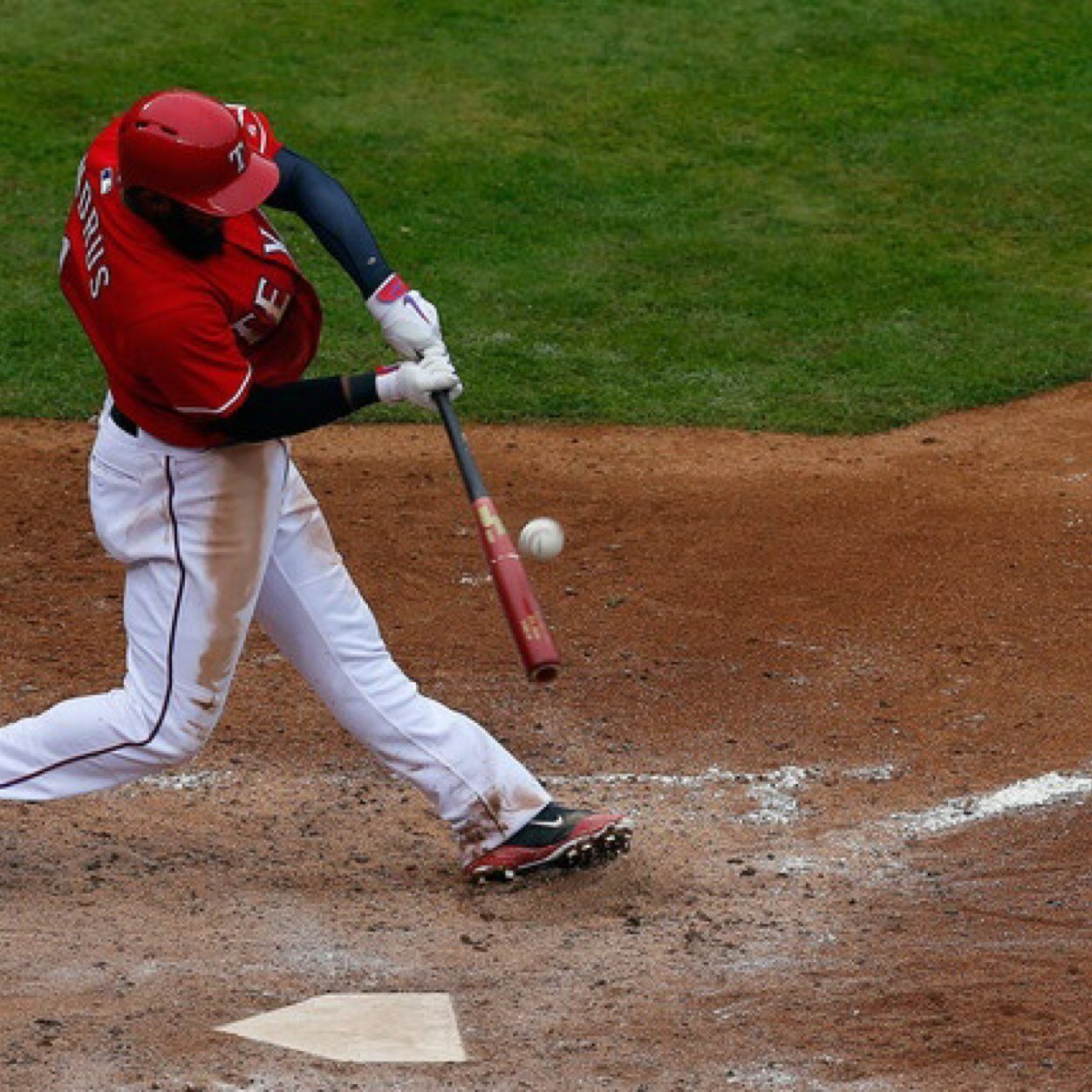 College baseball player ⚾️. Second base. I tend to forget to tweet shit sometimes. don't worry I'm still here.