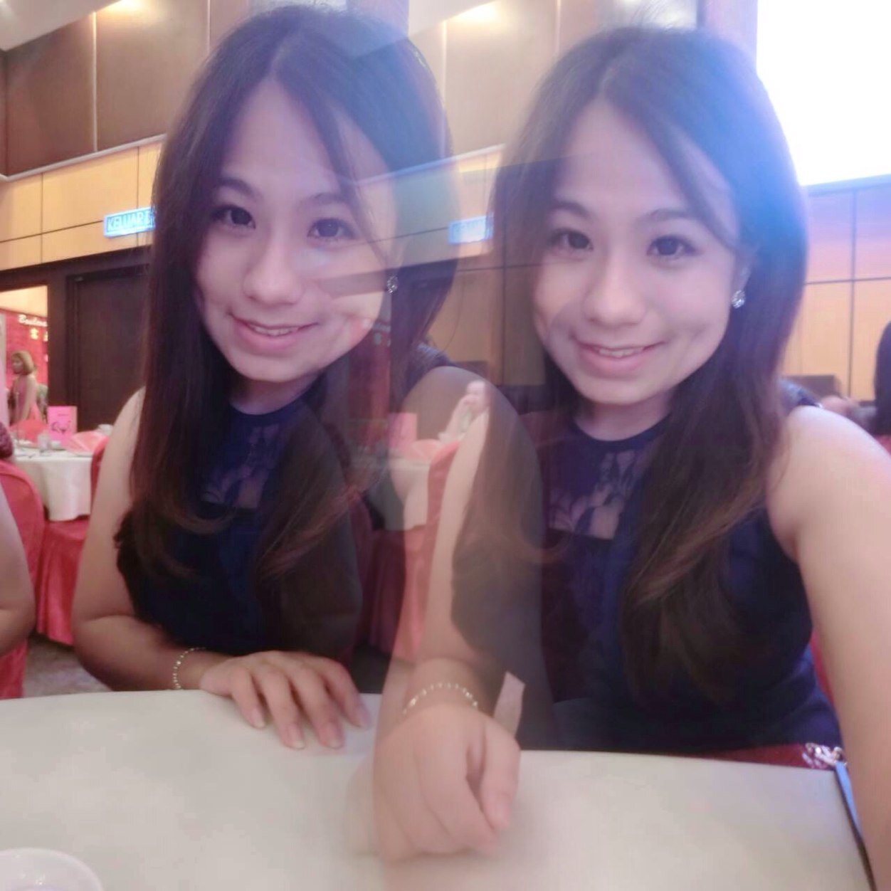 ♥A SIMPLE GIRL WITH DIMPLES♥