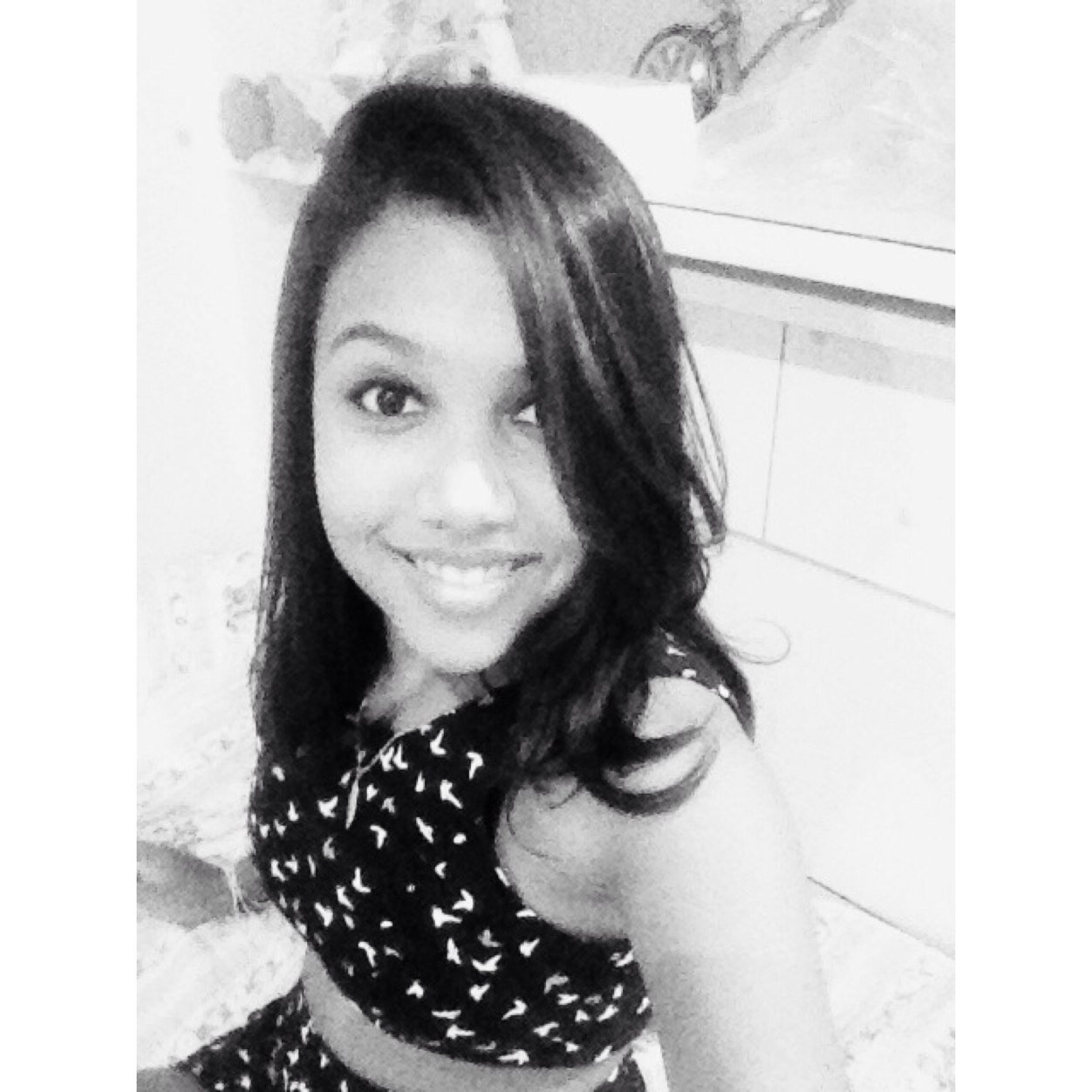 Me fiz de rocha, mas sempre fui flor.