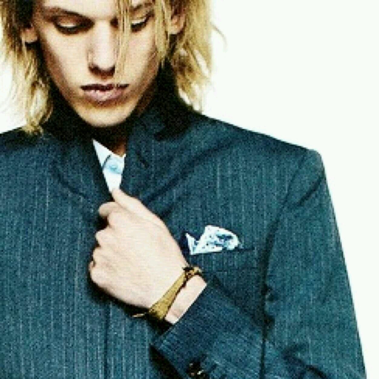 /TMI RP/{Engaged to and in love with @ClaryMFrayy}I will love you till I die and even after that.