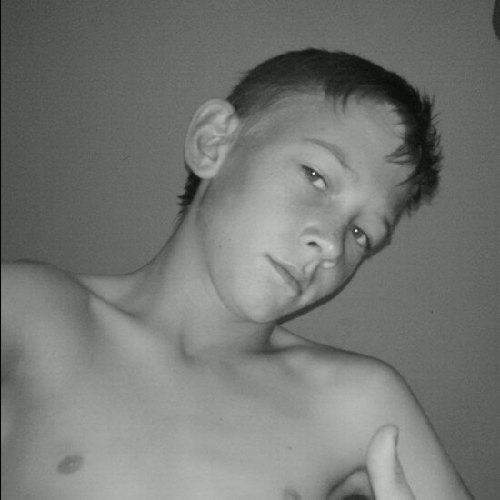 2B0C6A1D ad me BBM