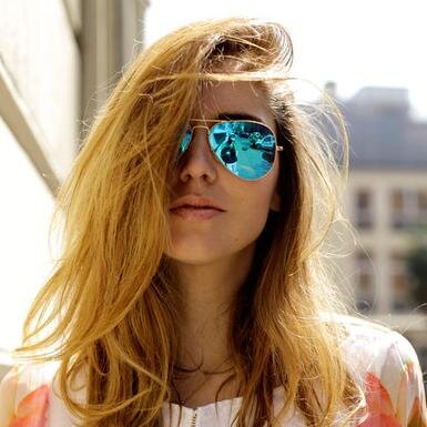 Stel je vraag over #zonnebrillen aan onze deskundige opticiens, shop de merken #Ray-Ban, #Serengeti en #Adidas met 20% korting!
