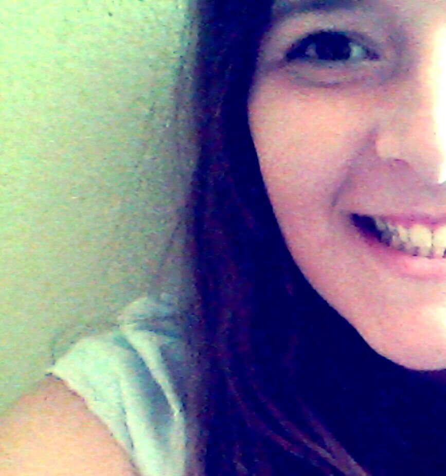 Sobrepasando el límite desde el 96.Quererte es un método de vida. Habláis de paraíso sin haber visto su sonrisa♥