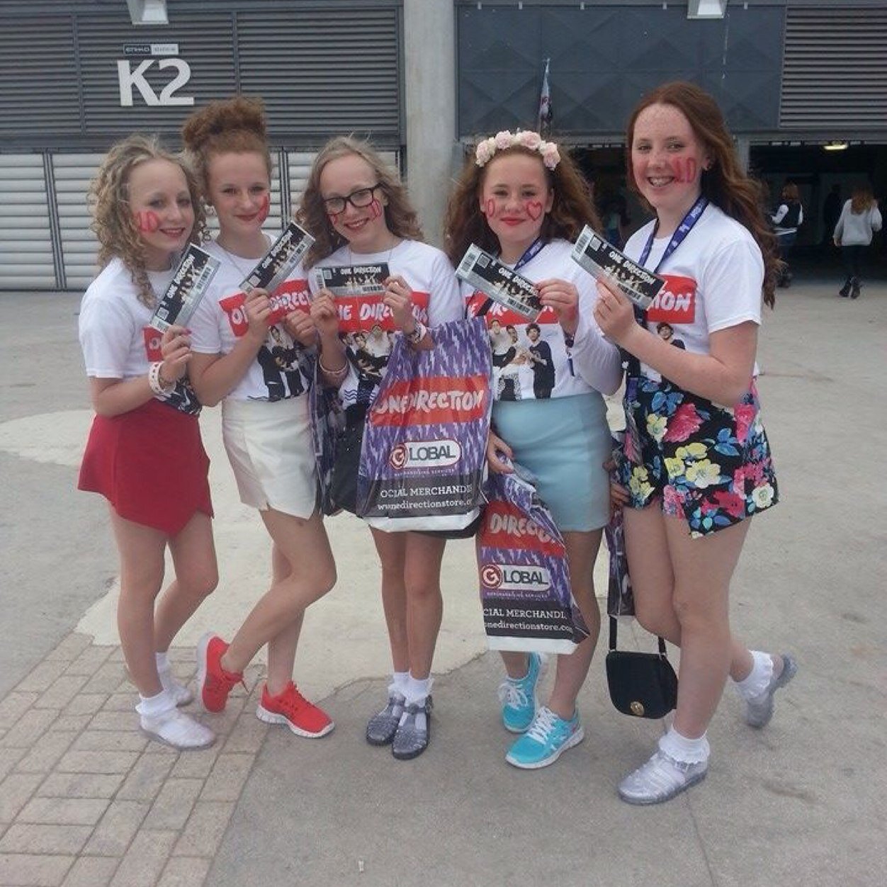 Shaniarybczynsk's profile picture. Im a directioner,ilovefood!,im also inlove with 5 idiots...niall,harry,louis,zayn,liam! , on the 31st may 2014 im going seeing 1d :0 im soo excited!:o