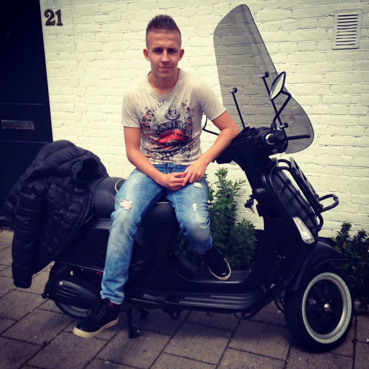 17 Years old - Utrecht - Instagram giovanniiii030 - Snapchat giovannii030 - NF=NFB