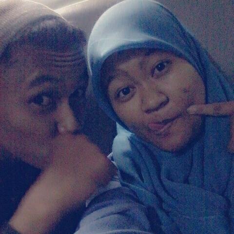 nama: ninik purwanti
alamat : lodoyo/sutojayan
lahir : 25 maret 1996
sekolah : SMKN 03 blitar