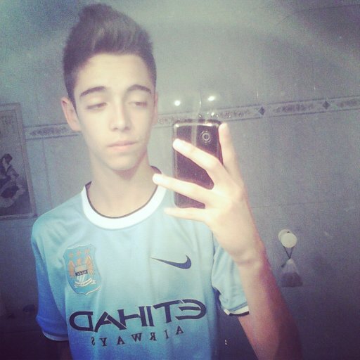 theosquitar23's profile picture. 