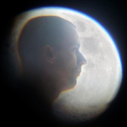 holometer's profile picture. Humanist. Skeptiker. En trevlig ateist. Vegetarian. Transhumanist. Grubblar över universum, livet, framtiden och medvetandet.