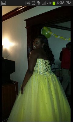 Im just trying to find that right one whose worth suffering.......FMOI:its_diedreee
