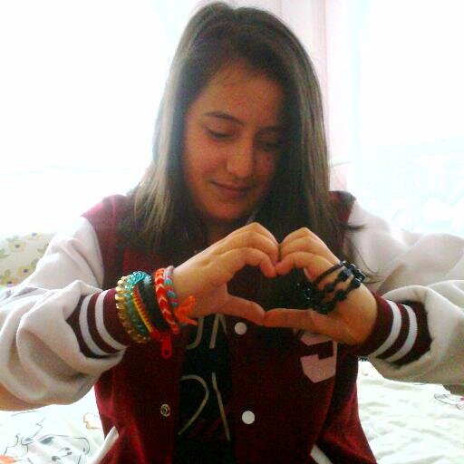 AtilisAtl's profile picture. müzik dinlemeyi sever  :D