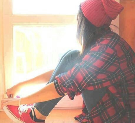 just be yourself ..,;)       follow me I'll follow back :!