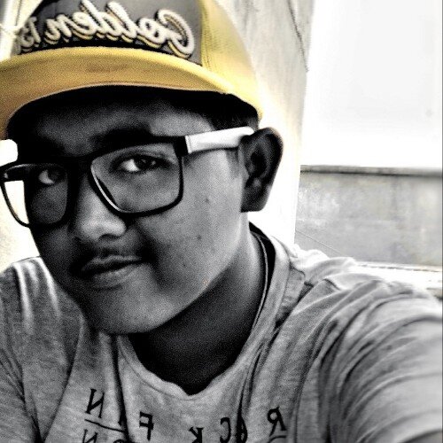 aditpandye's profile picture. 