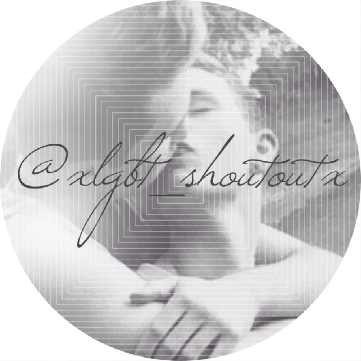 For a shoutout: 1) Follow my personal @xking_divax. 2) Shoutout this page. 3) Be patient.