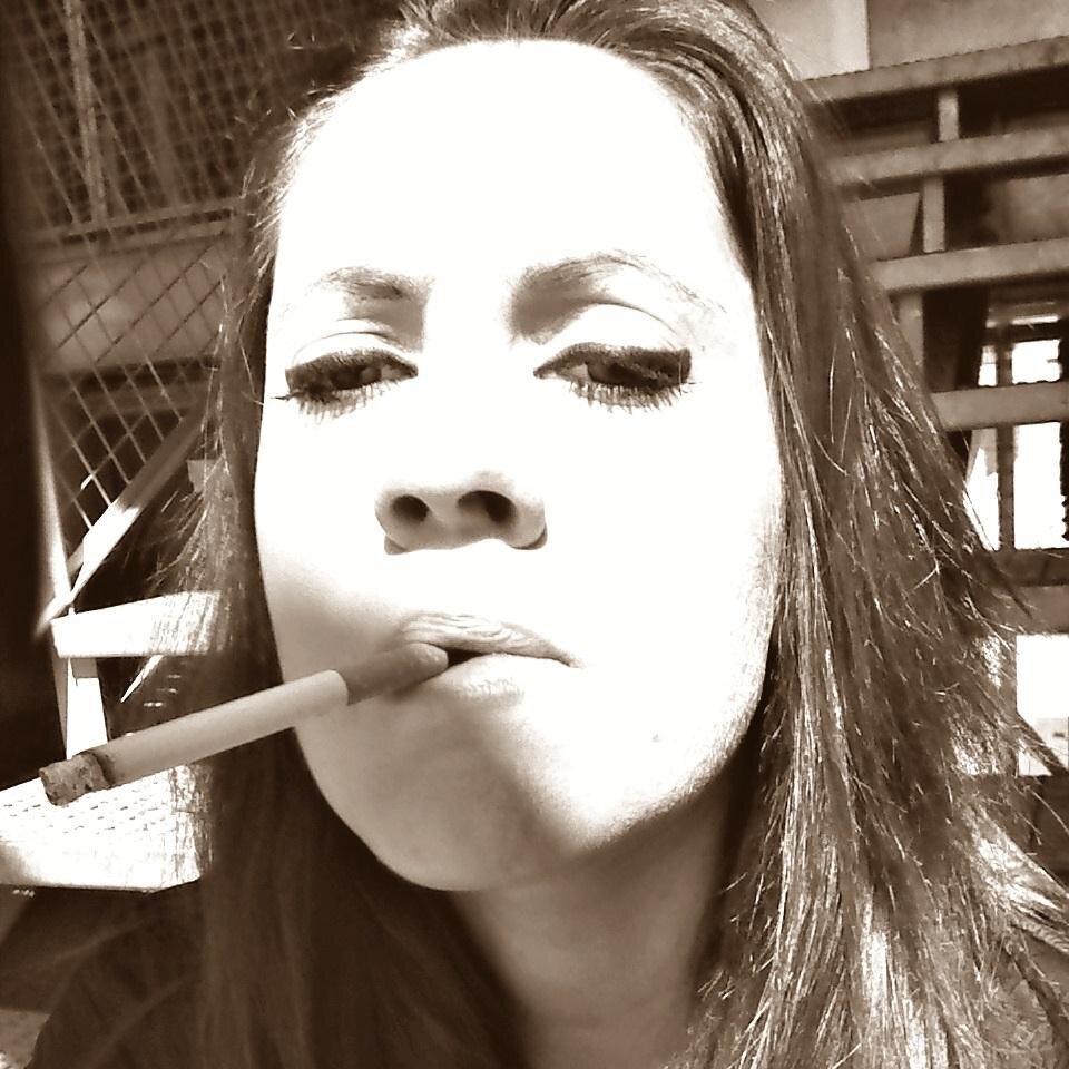 LuuYeeah's profile picture. Me avergüenzo de las cosas de la gente, de la gente que hace cosas, de quien no hace nada también.