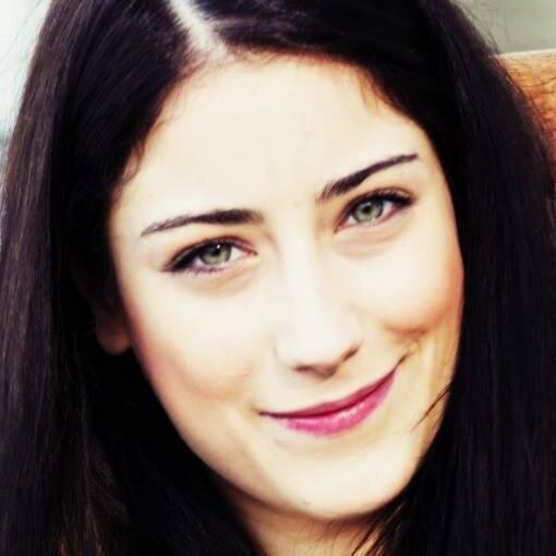 En güncel Hazal Kaya Fan Club Sayfası Artık Twitter'da!