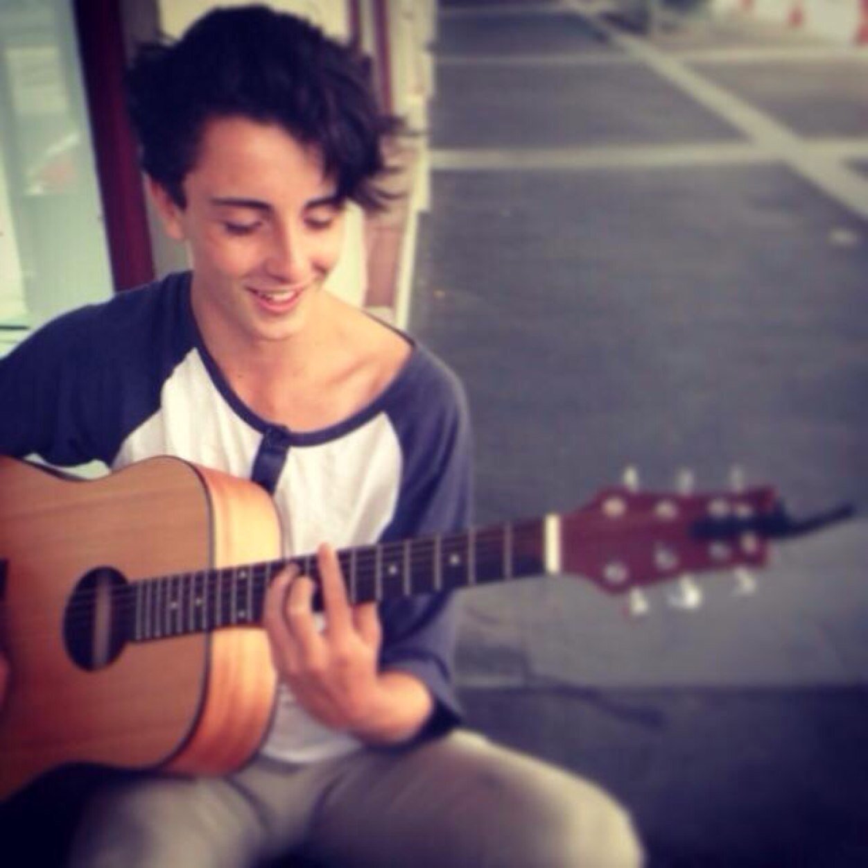 Guitarist from Alternative Progressive Post-Hardcore Rock Fusion band Ebonivory ;)